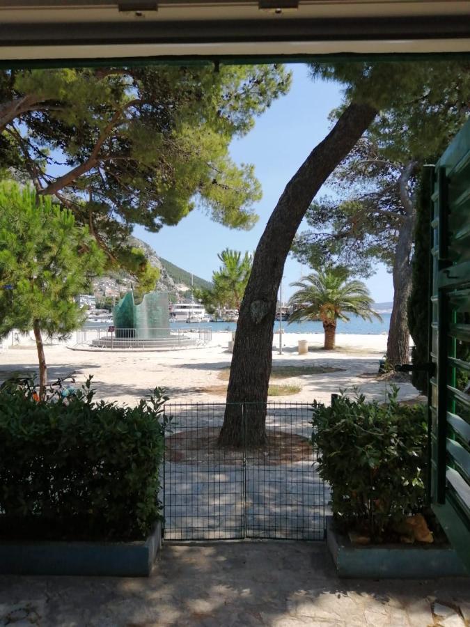 Omis Apartment On The Beach Exteriér fotografie