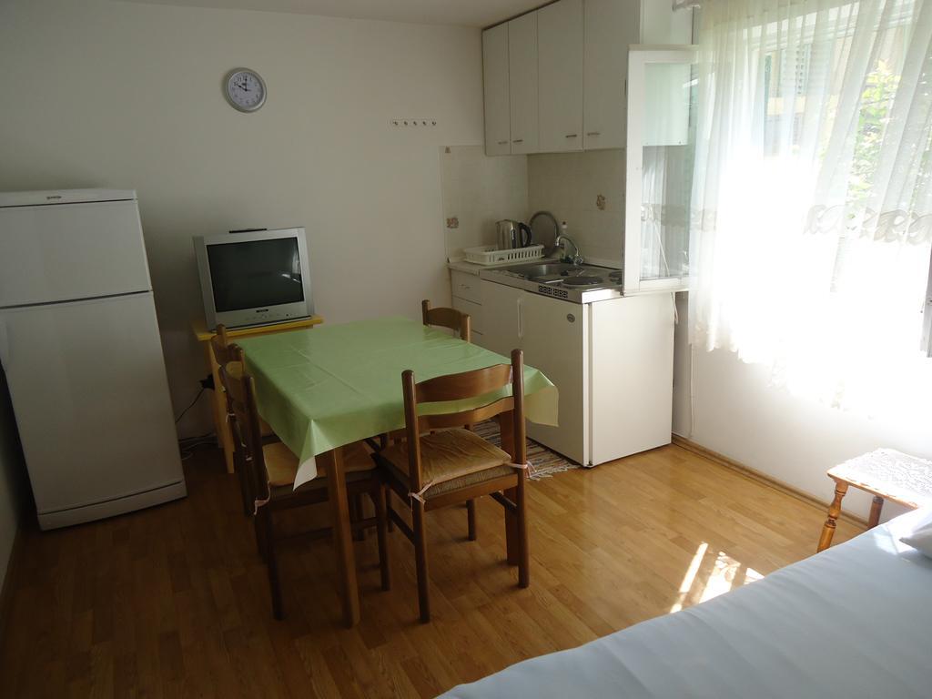 Omis Apartment On The Beach Exteriér fotografie